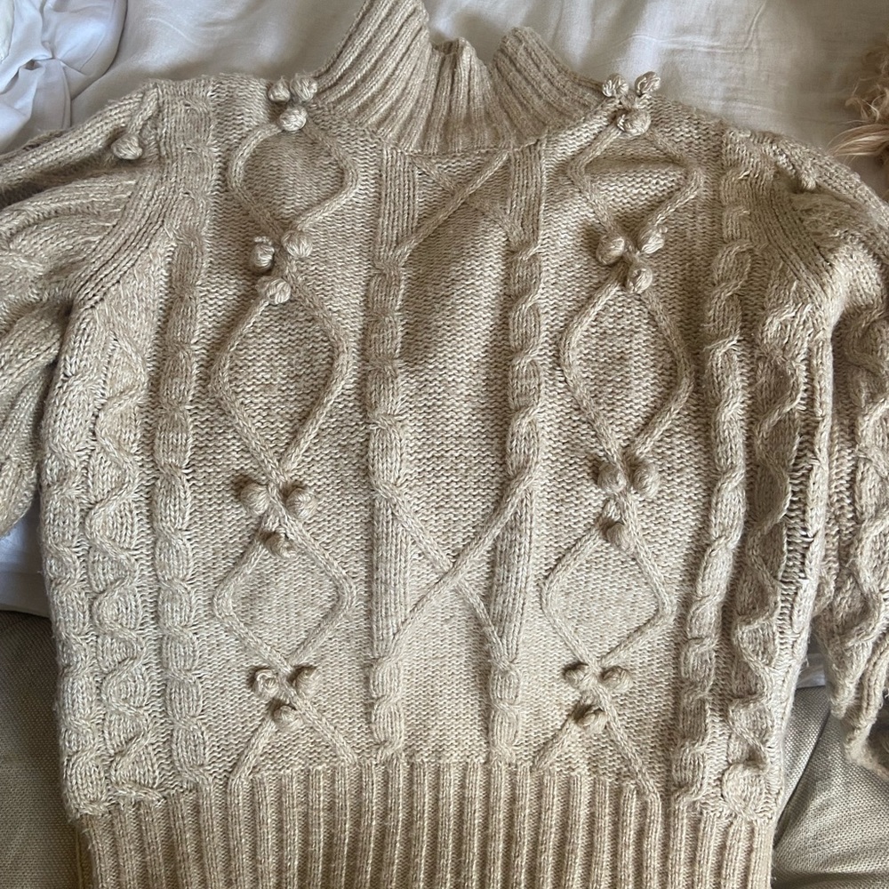 Cupcakes and cashmere